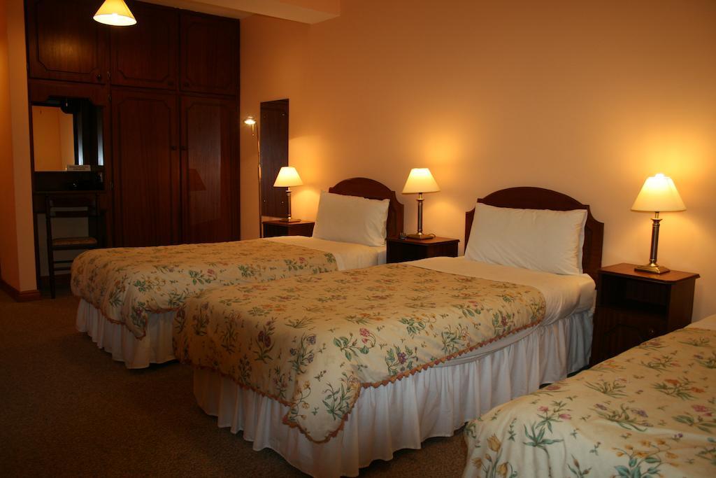 Valley Lodge Room Only Guest House Claremorris Phòng bức ảnh